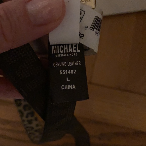 Michael Kors cute large reversible belt nwt - Picture 7 of 8